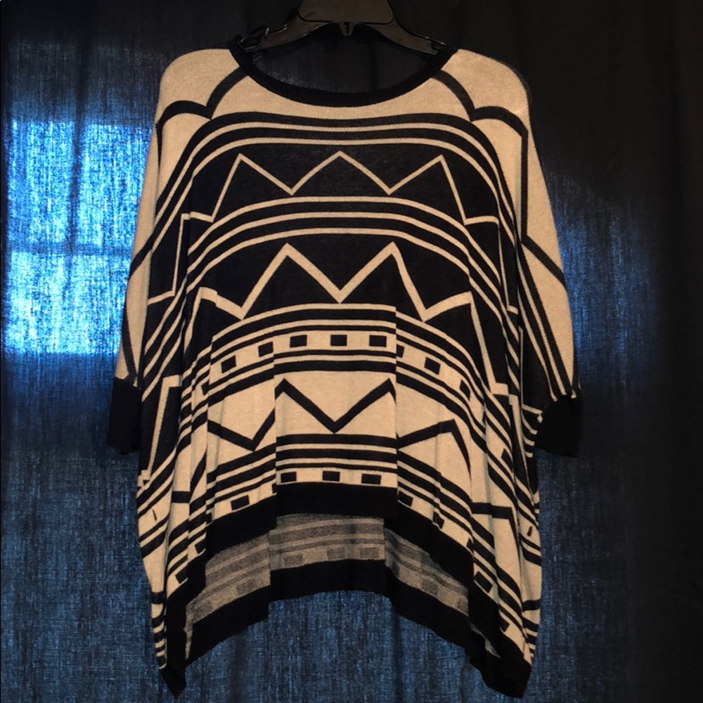 Quarter-sleeve Sweater